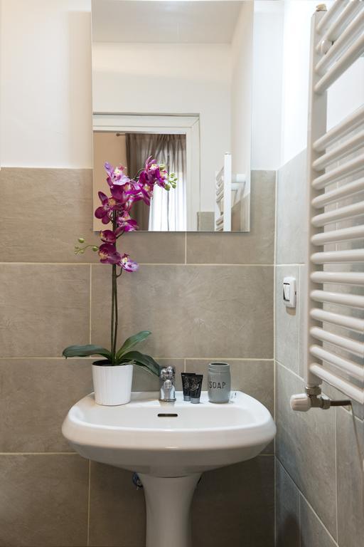 Charm Of Rome Bed and Breakfast Buitenkant foto